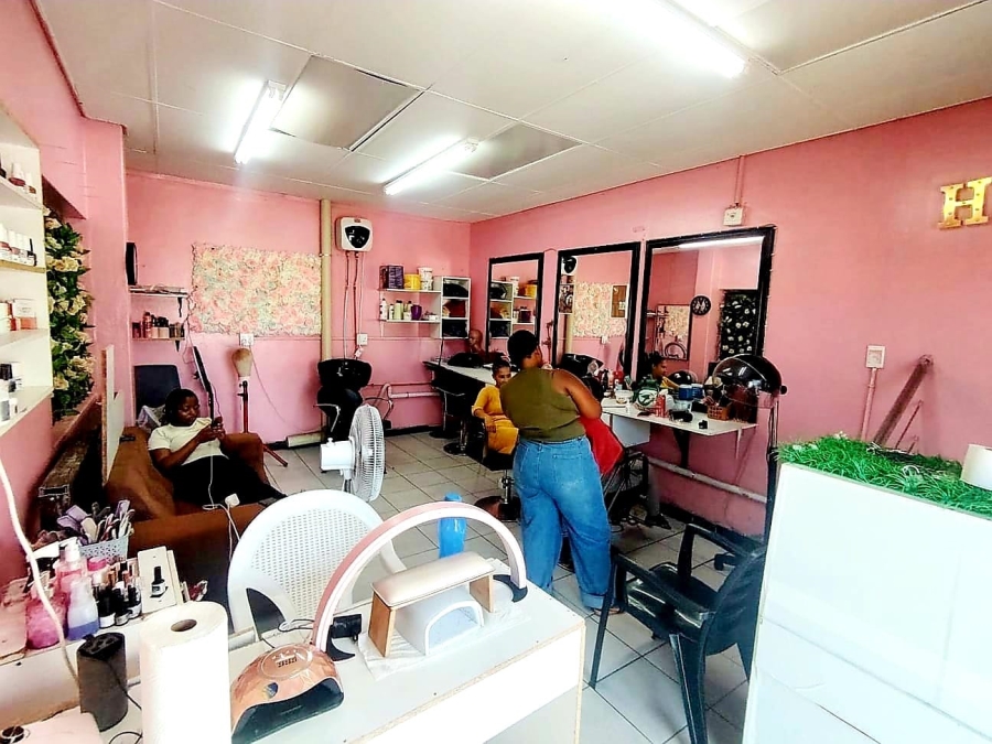 Commercial Property for Sale in Southernwood Eastern Cape